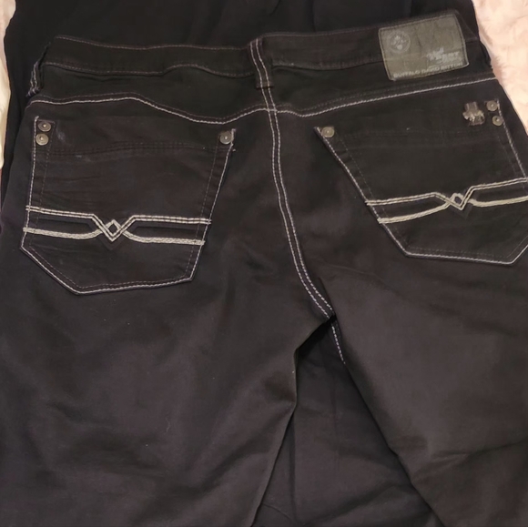 Men's Buffalo David Bitton Buckle Jean's - Picture 5 of 5